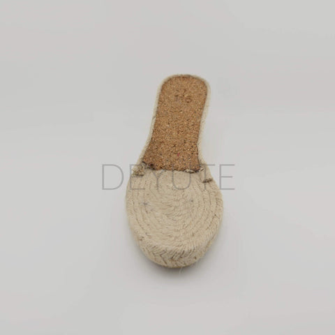 modelo Mercedes frontal